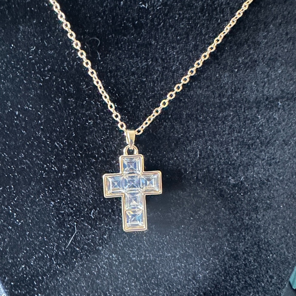 Park Lane GLORY Gold Cross Necklace
